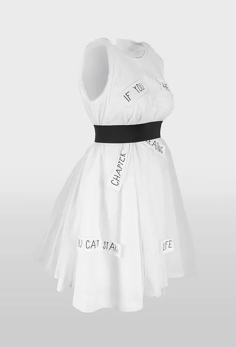 Rezvaya Бяла рокля с нашивки | 2