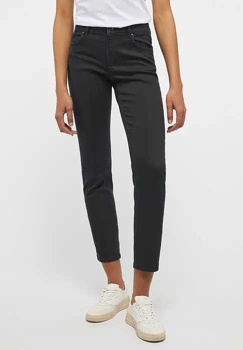 MUSTANG Дънки по тялото | 2