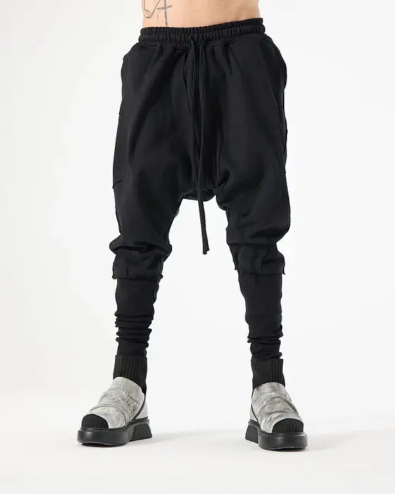 Rezvaya Черен ефектен панталон