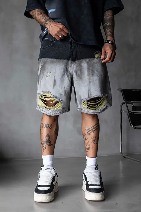 Black Island Дънкови къси панталони с накъсвания